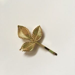 Single leaf hair pin